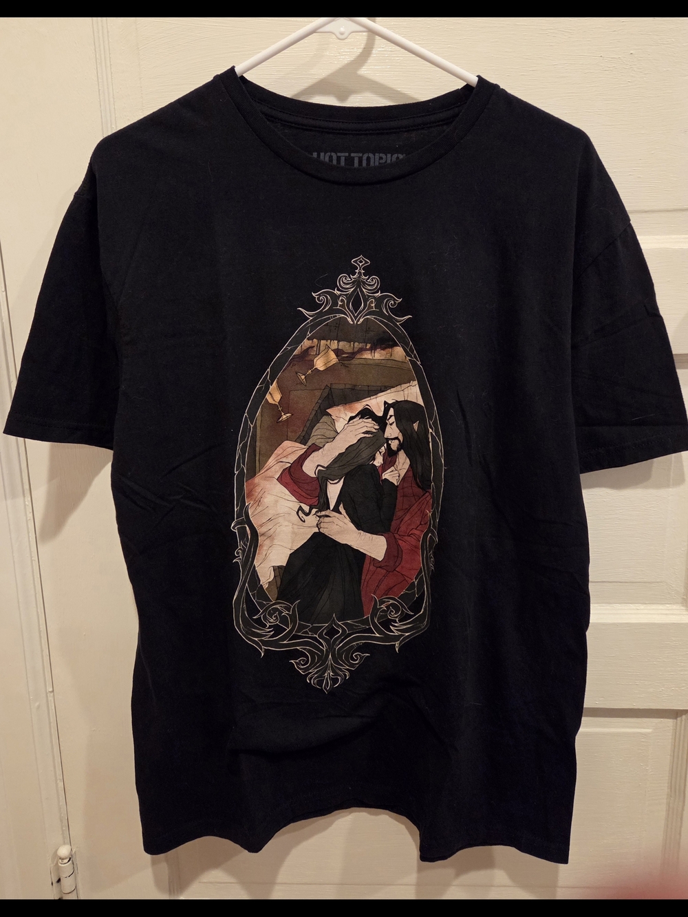 Hot Topic Black Shirt with Red and Cream Gothic Mirror Print